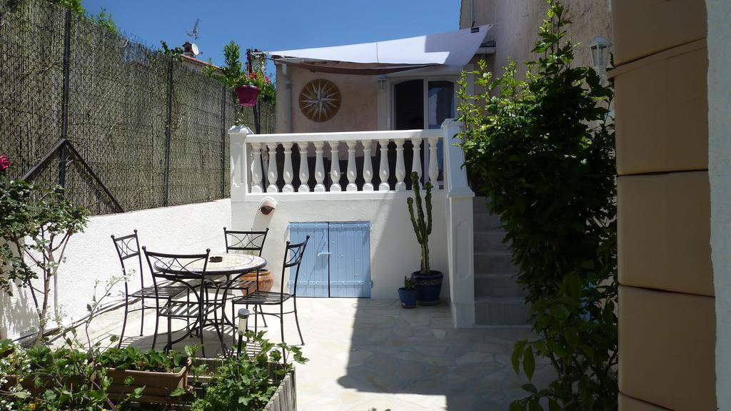 Hotel La Lezardiere La Colle-sur-Loup Exterior foto